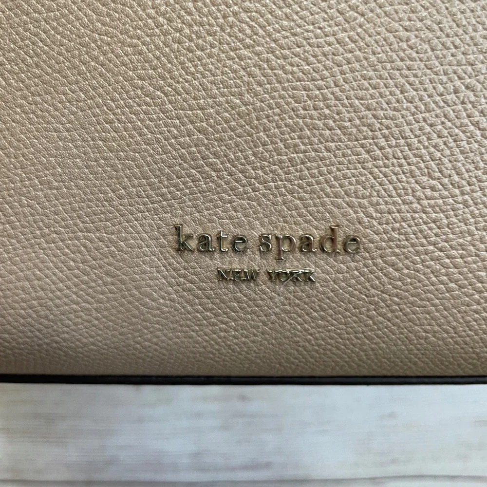 KATE SPADE NEW YORK CLASSIC‎ MEDIUM SATCHEL/CROSSBODY IN TAUPE PEBBLED LEATHER